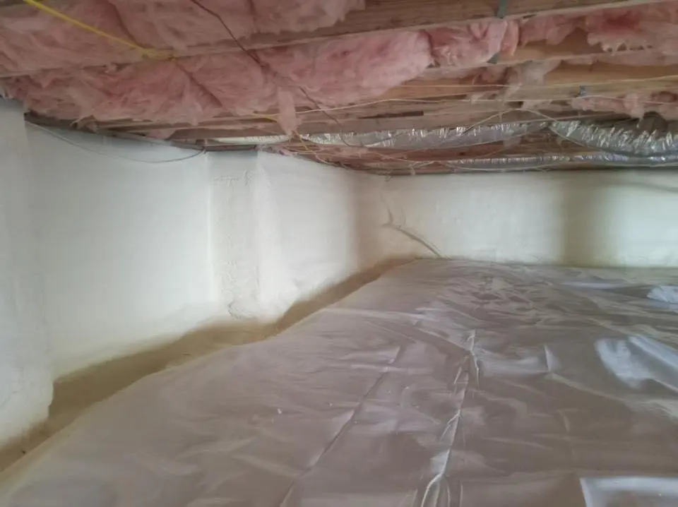 Crawl space encapsulation with closed-cell spray foam for Roof Maintenance in Pflugerville